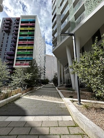 Extremely unsafe area.