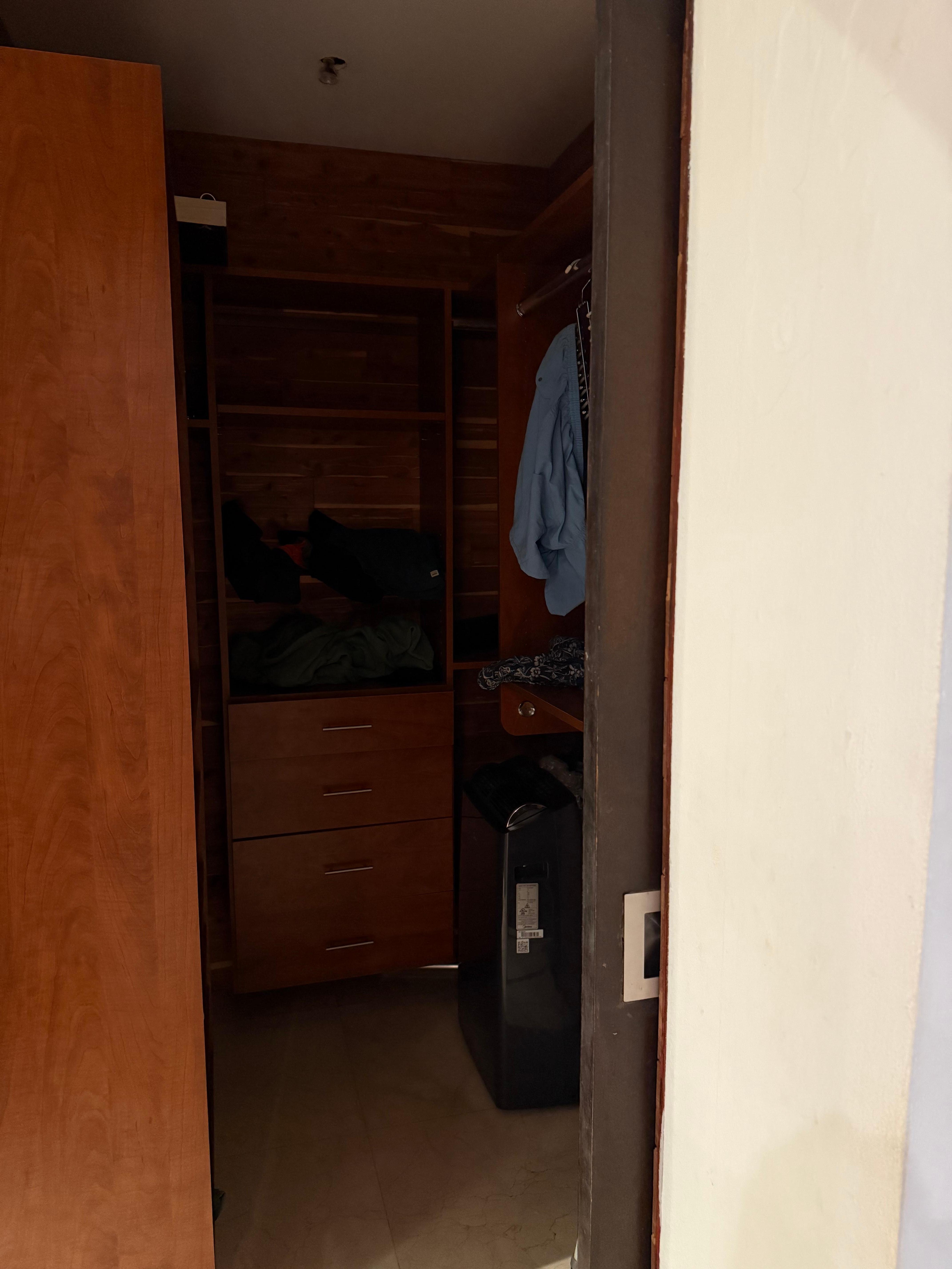 Master walk in closet without lighting