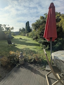 Terrasse und Garten