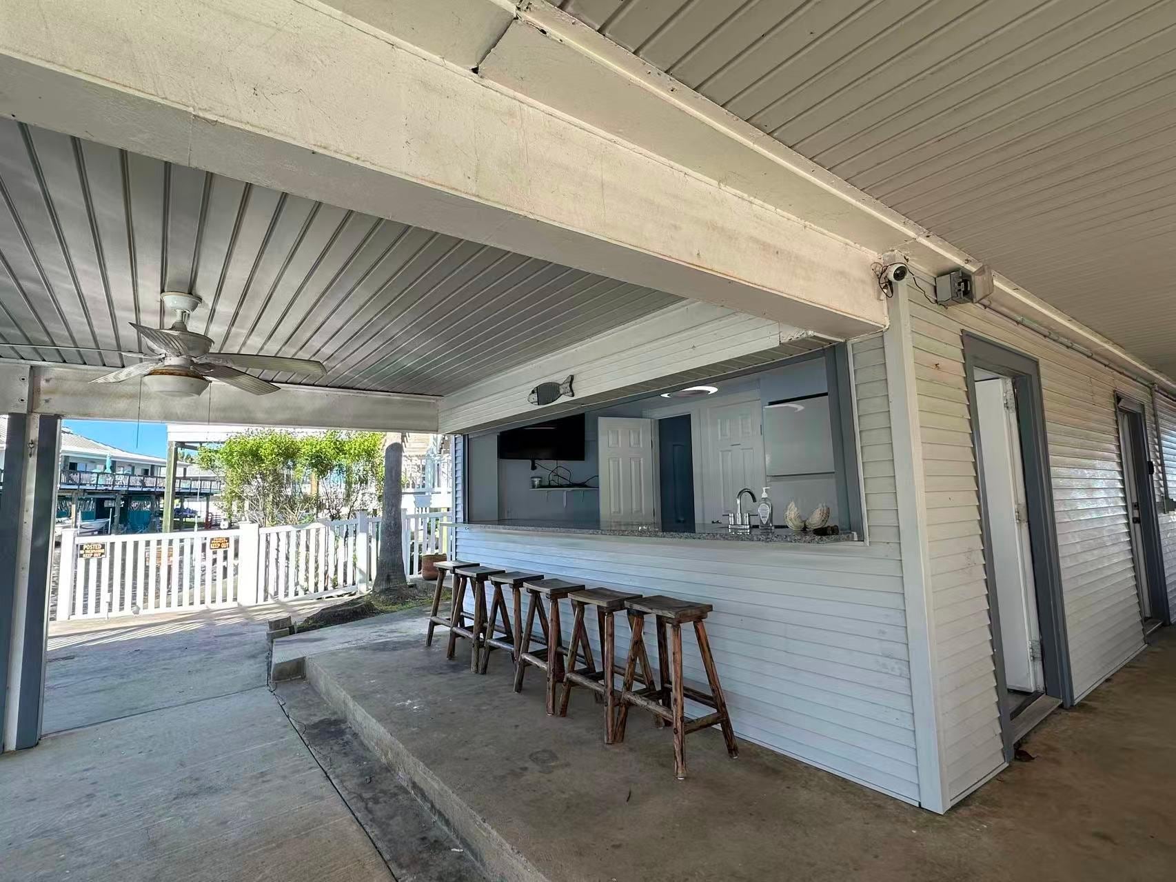 The bar downstairs is fantastic.