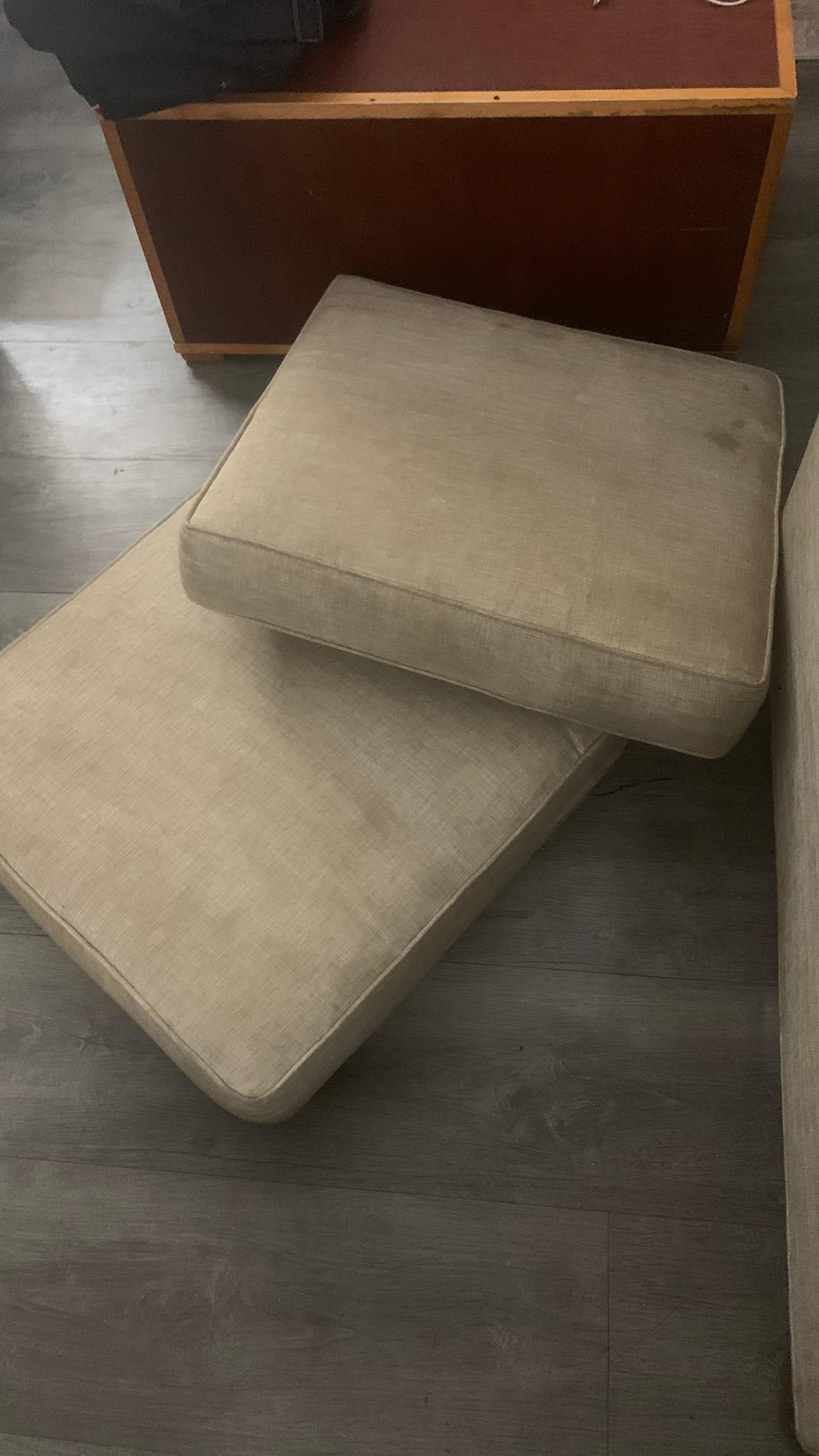 Cushions filthy