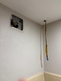Bathroom fly tape and vent with no cover