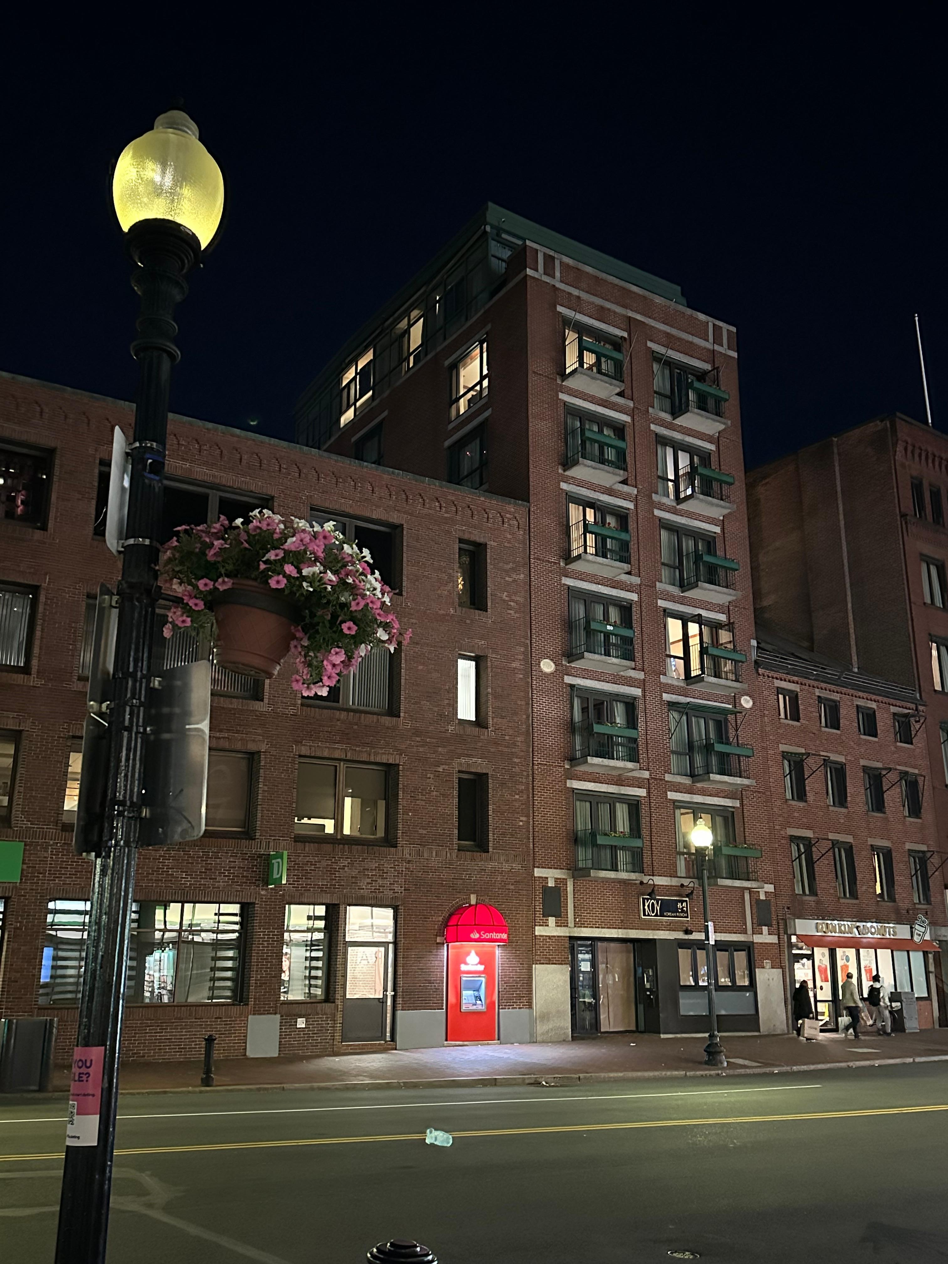 The Bostonian at night 