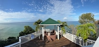 Outdoor living with 180 degree ocean views