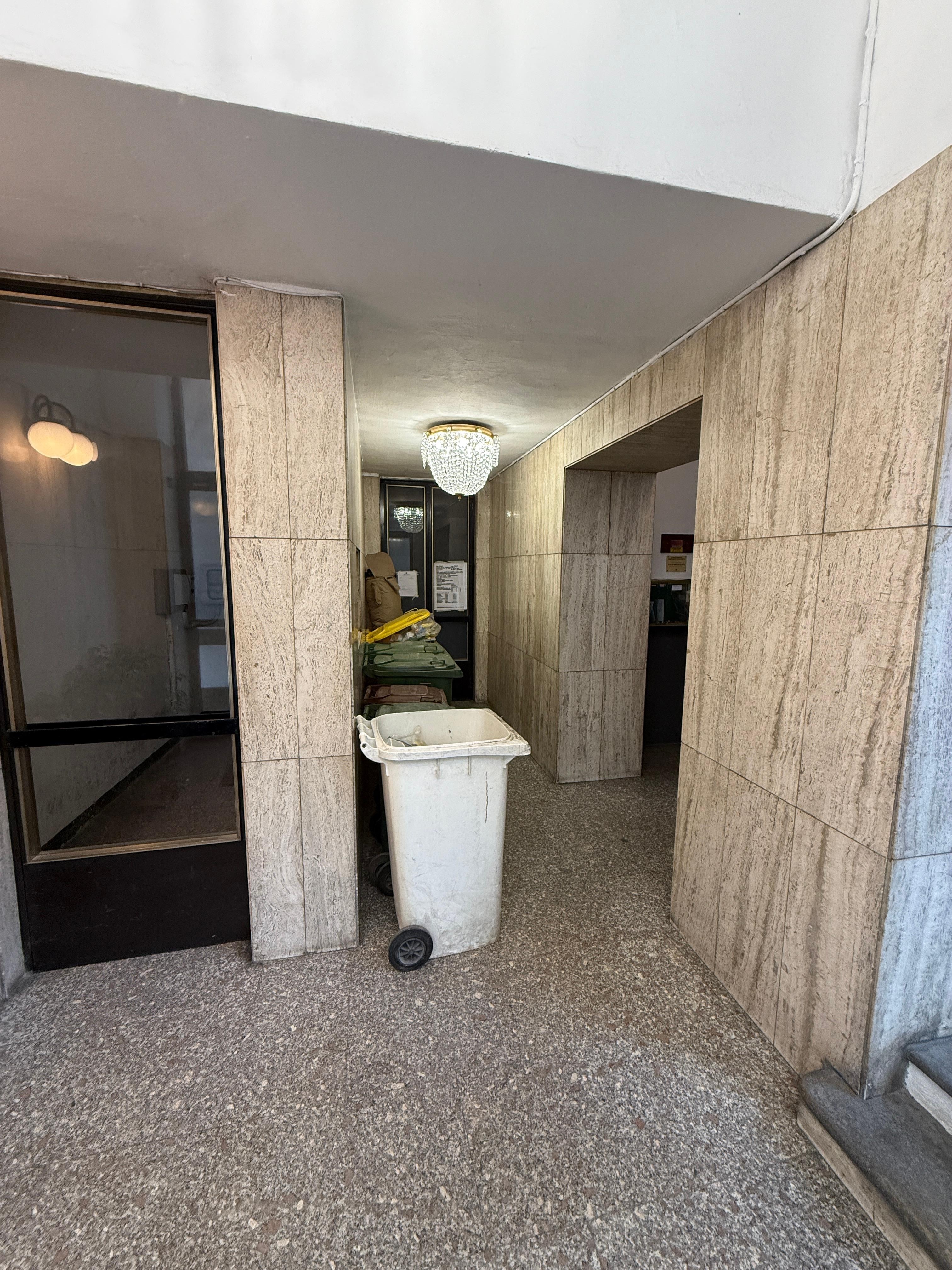 Entrance to Palace want to be