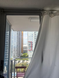 Missing curtain