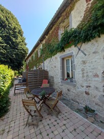 La terrasse toujours ombragée