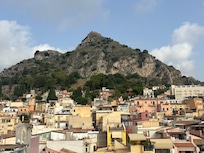 Breakfast view/evening bar