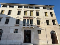 I think this is front of building but went inside entrance