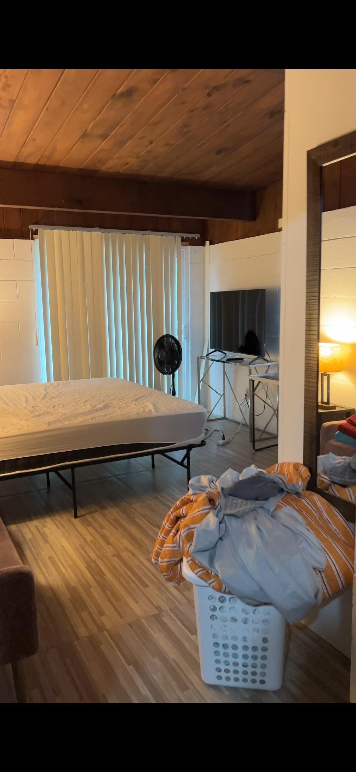 Larger bedroom 2