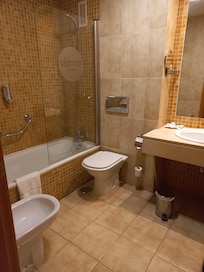 Lovely large bath