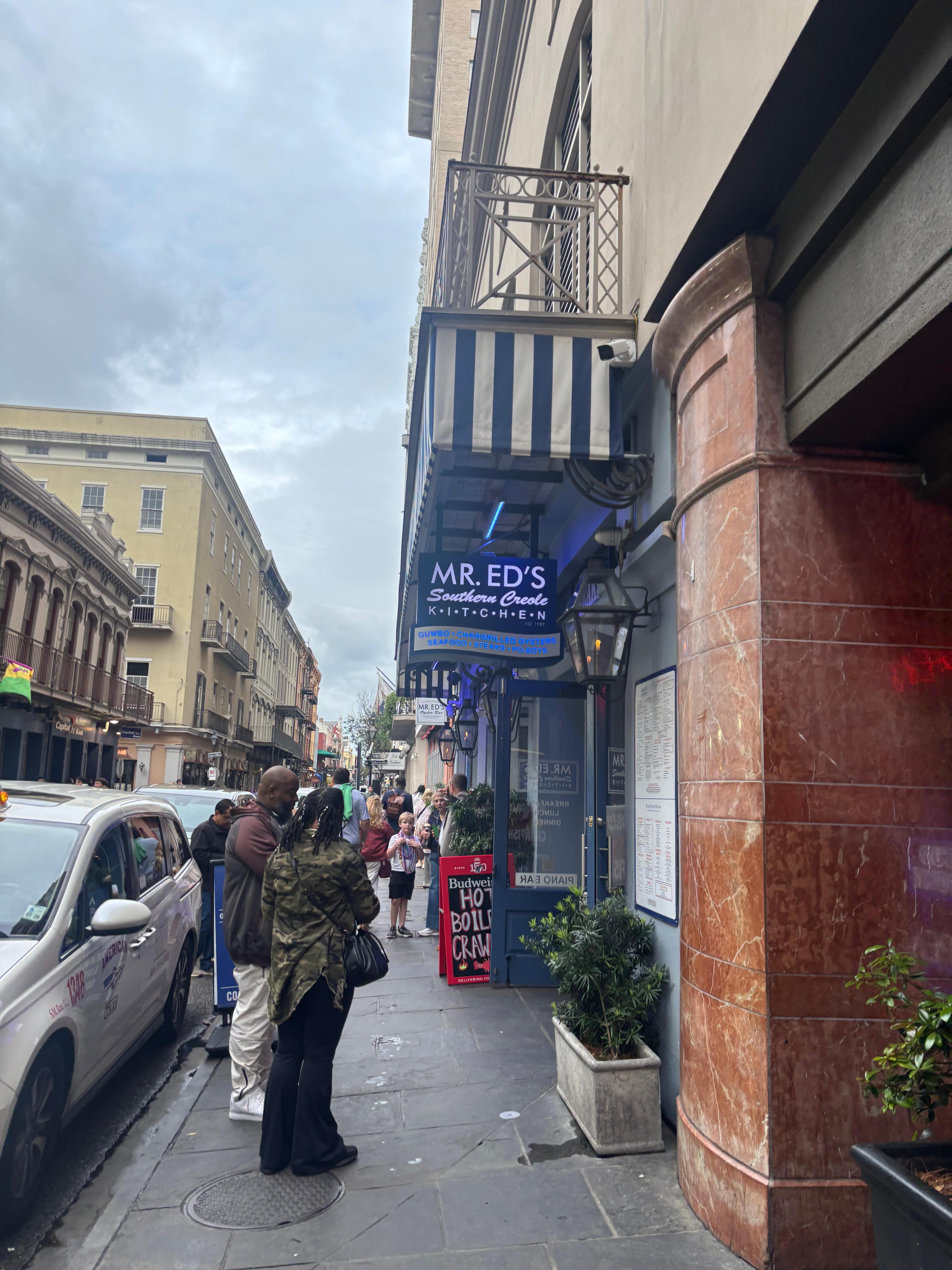 Mr. Ed’s is located next to the hotel. You can receive a coupon for a percentage off your meal. 