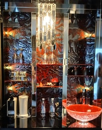 Wet bar