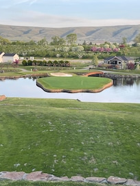 17th hole par 3.
