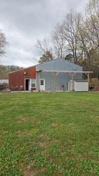 The suite and back yard
