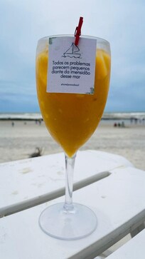 Caipirinha Nordestina: cajá e gengibre