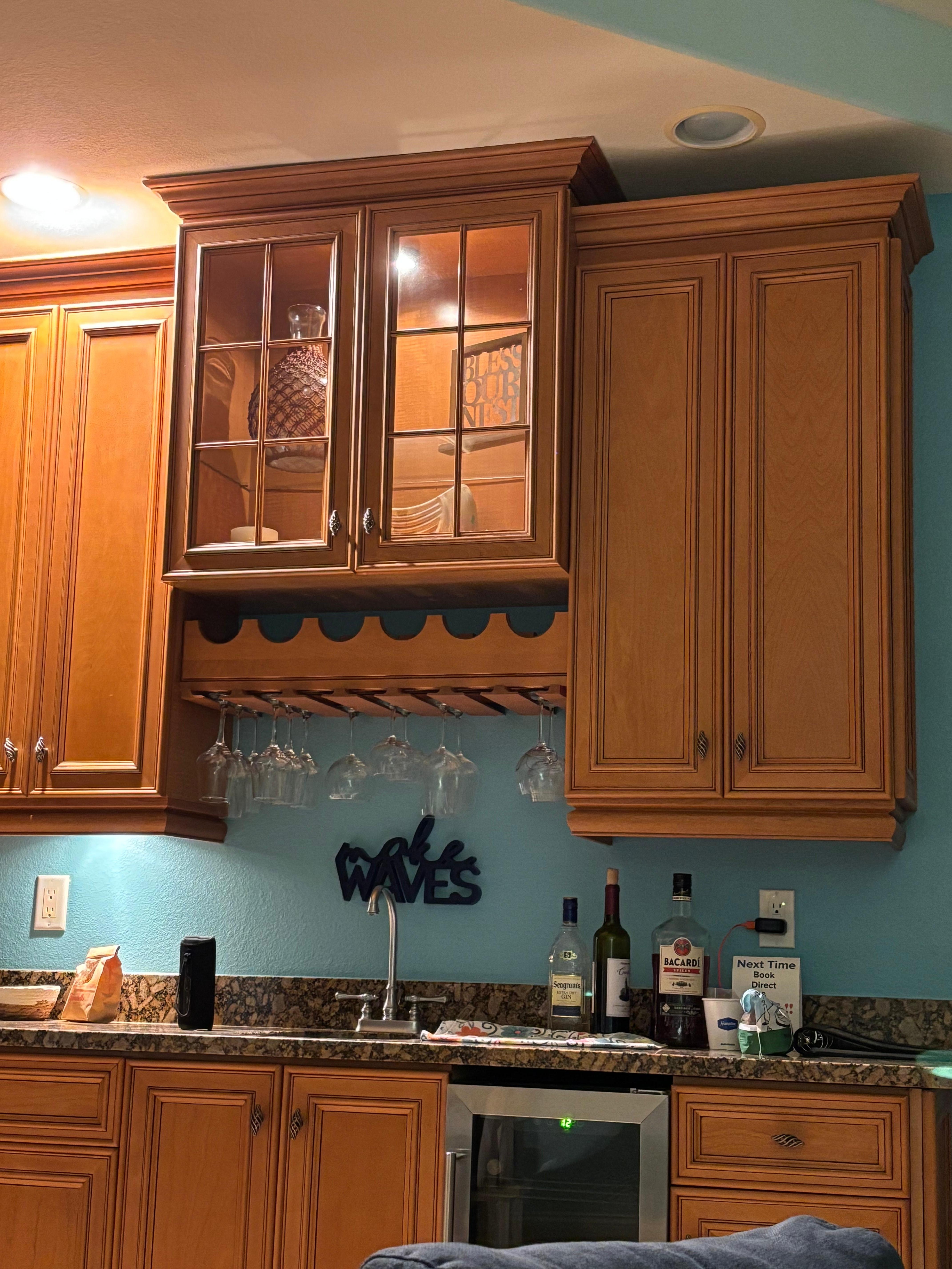 Wet bar and wine fridge