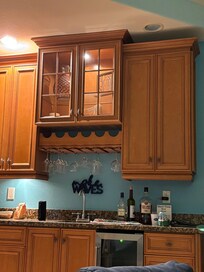 Wet bar and wine fridge