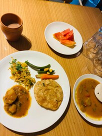 ビュッフェでいろいろ選べる