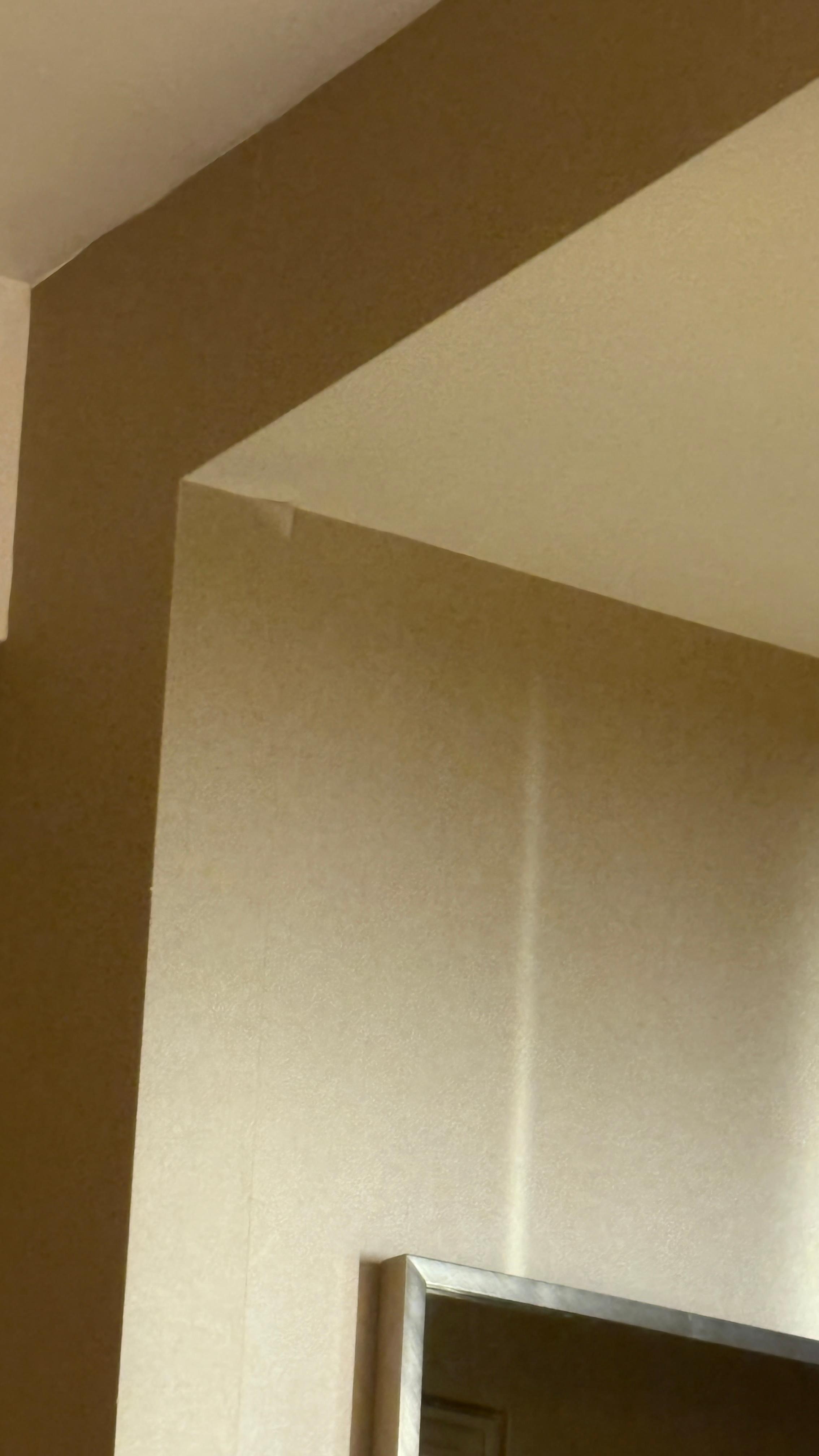 Papel tapiz despegado