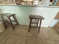 Splatter on the wall at bar.