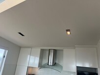 lighting in the kitchen was faulty as you can see