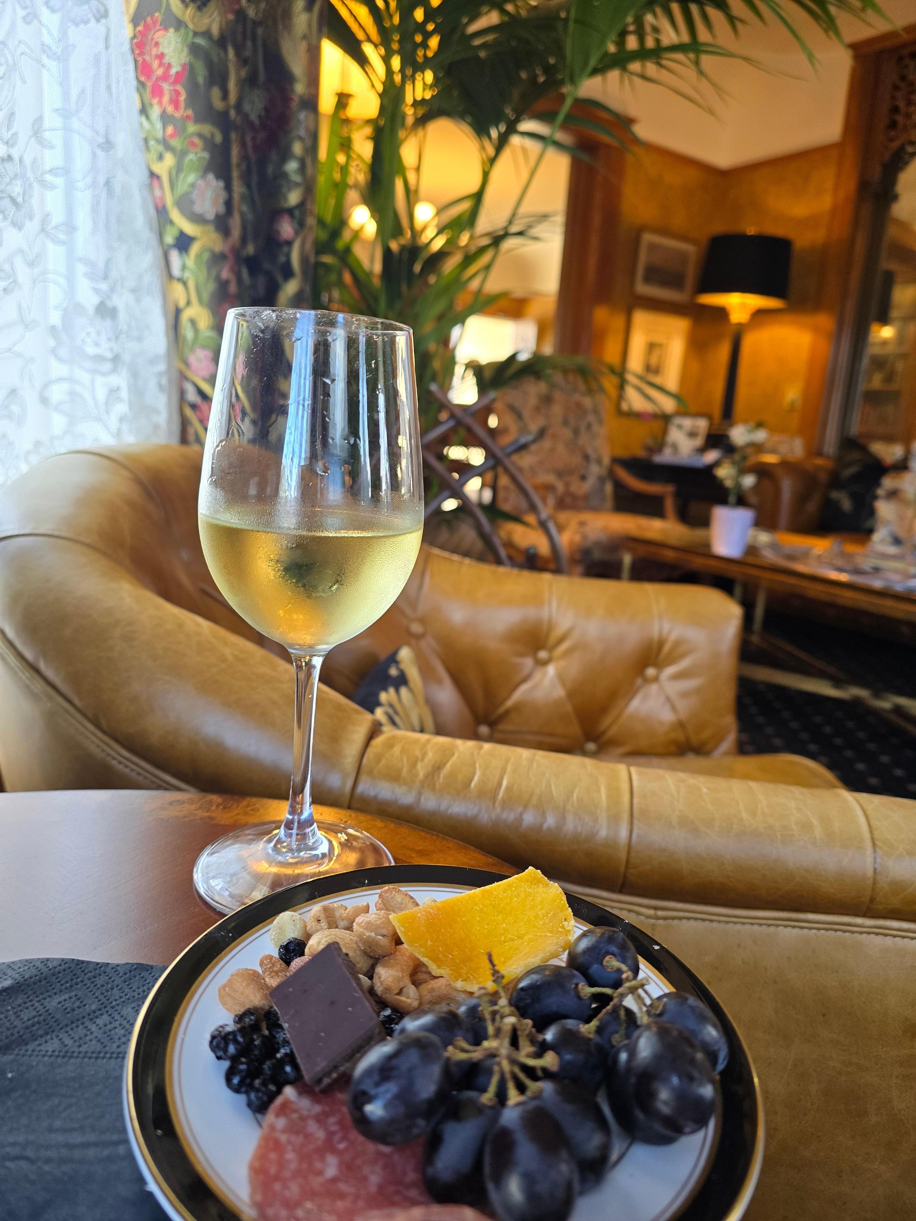 Enjoying the wine and cheese 😃.