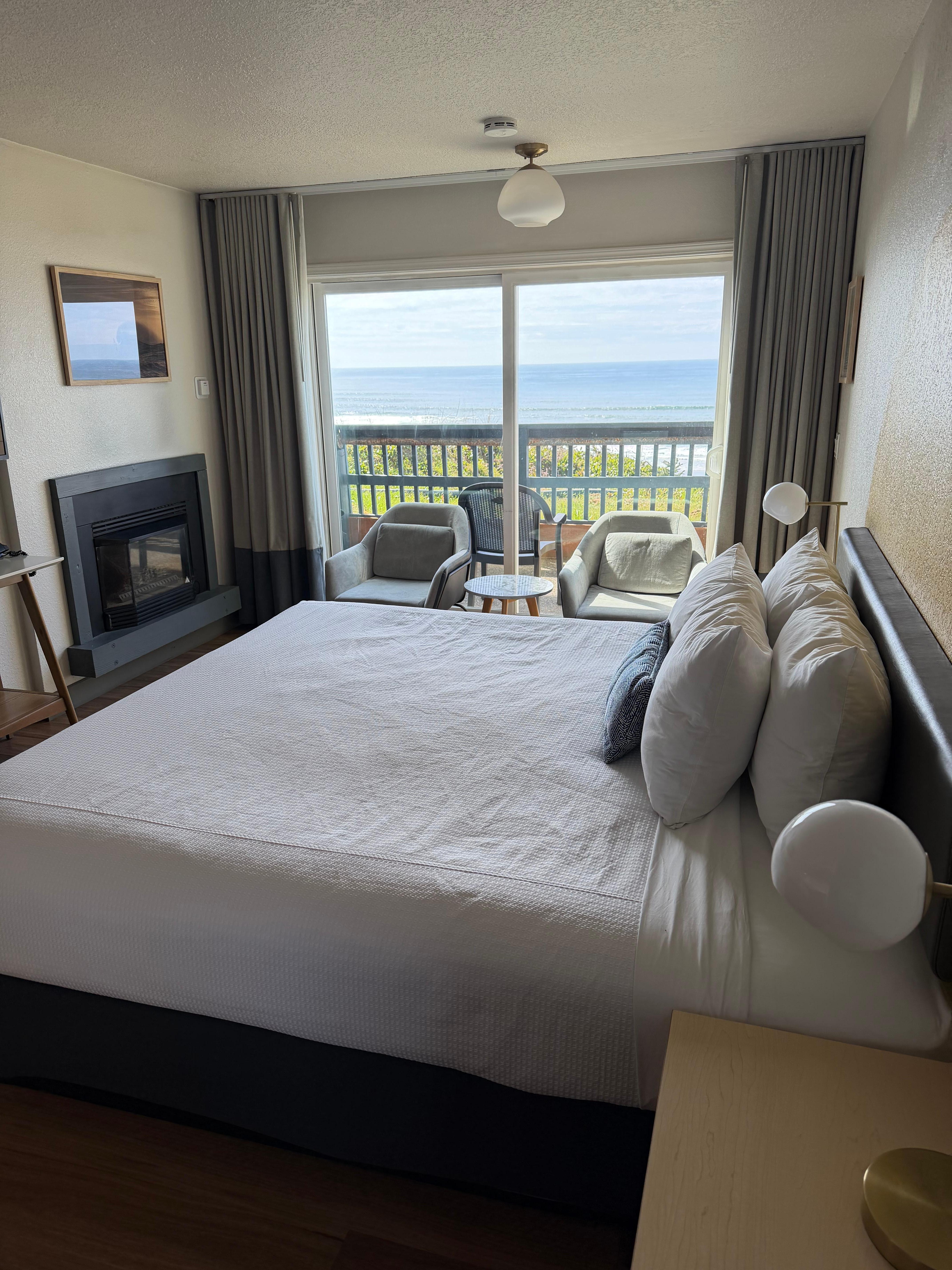 Room with fireplace
As well as a second room for the kids