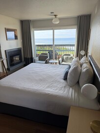 Room with fireplace
As well as a second room for the kids