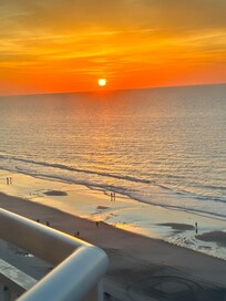 Blessed wit another new day!