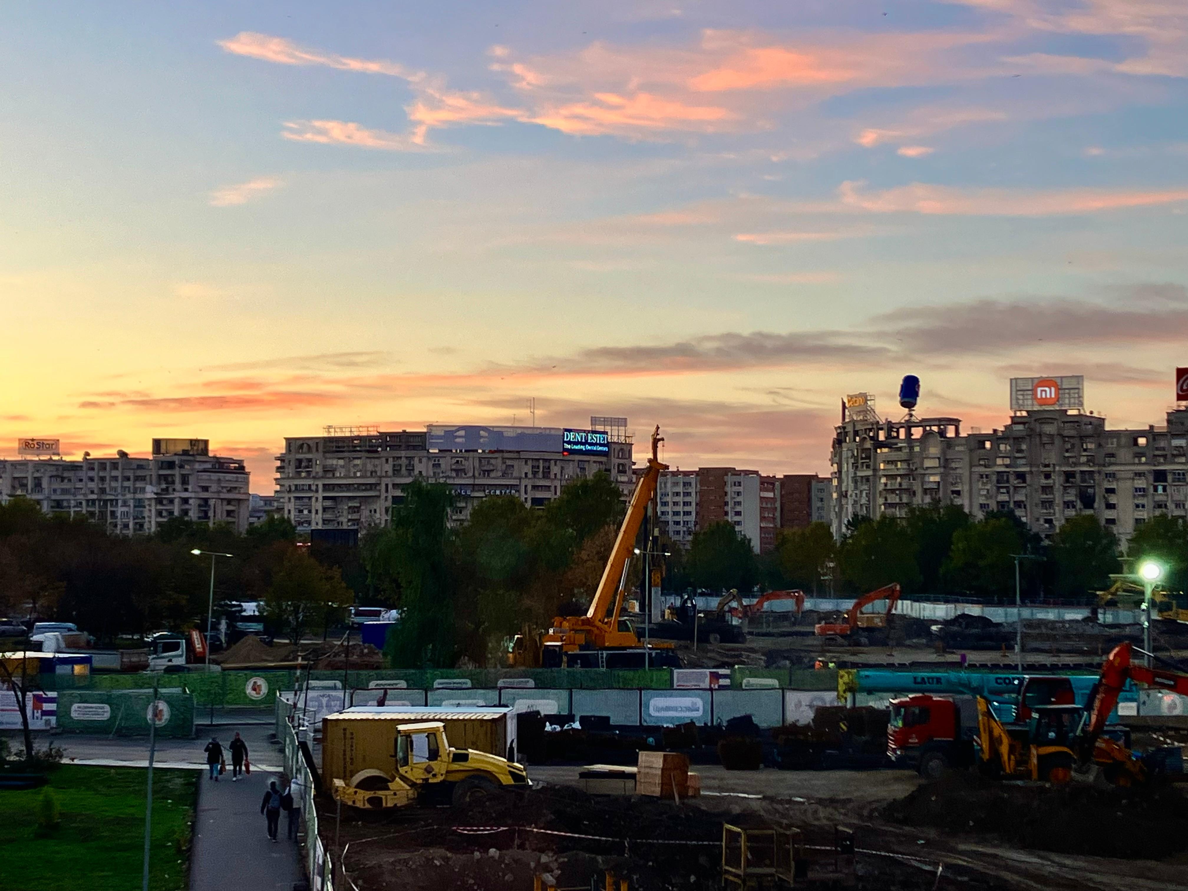 Construction at Piata Unirii, visible from the room.