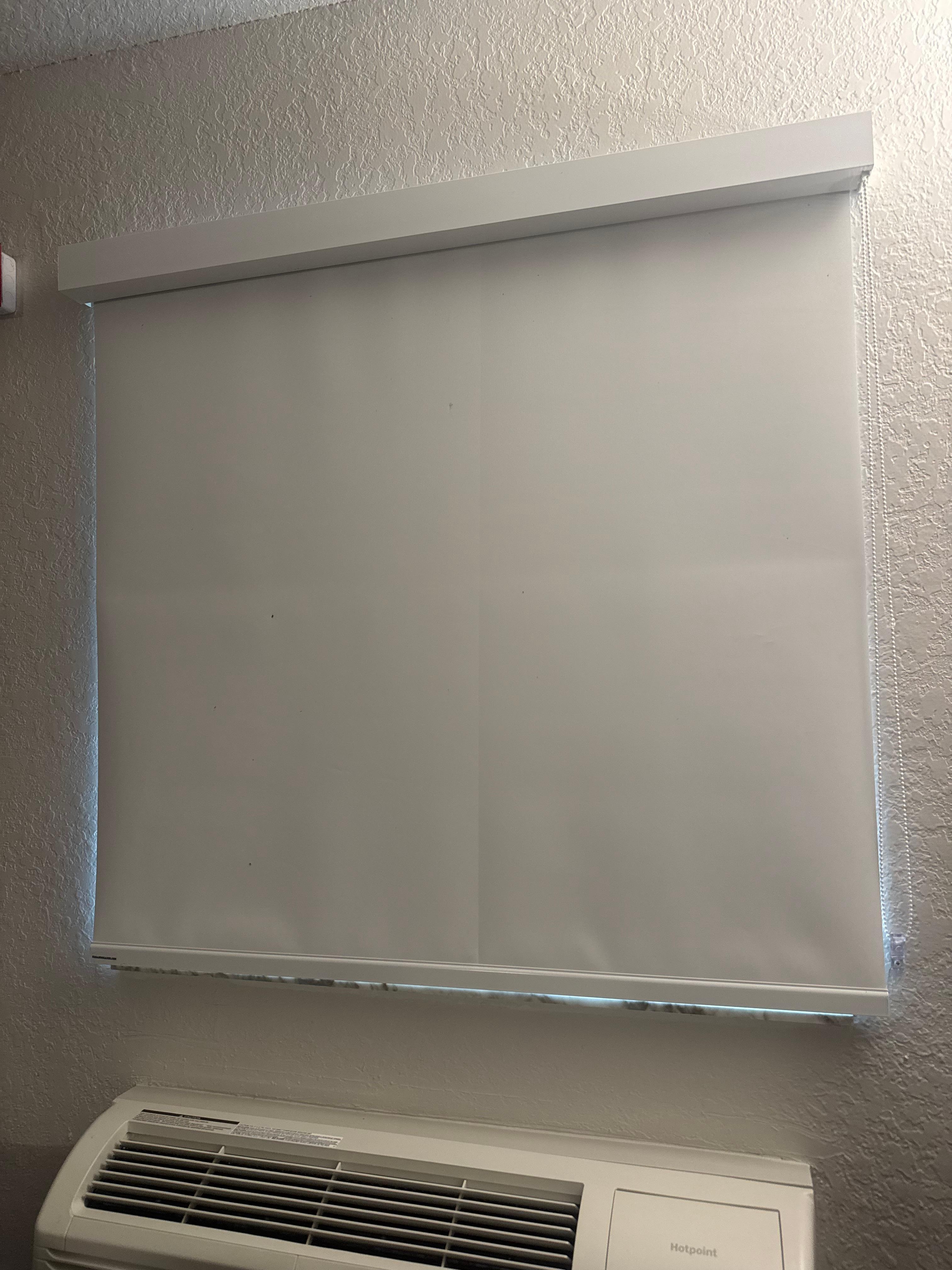 If you zoom in, you can see dead bugs on the window cover. 
I also have videos but it won’t let me post 