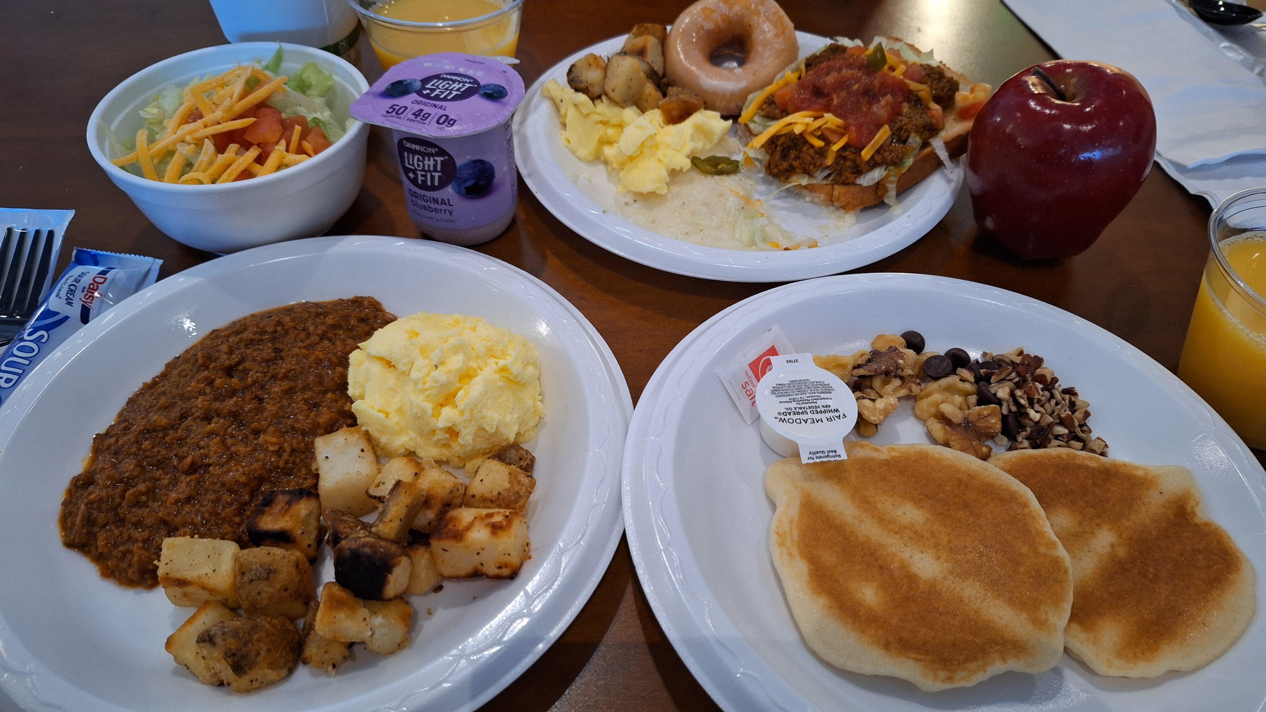 朝食ビュッフェ