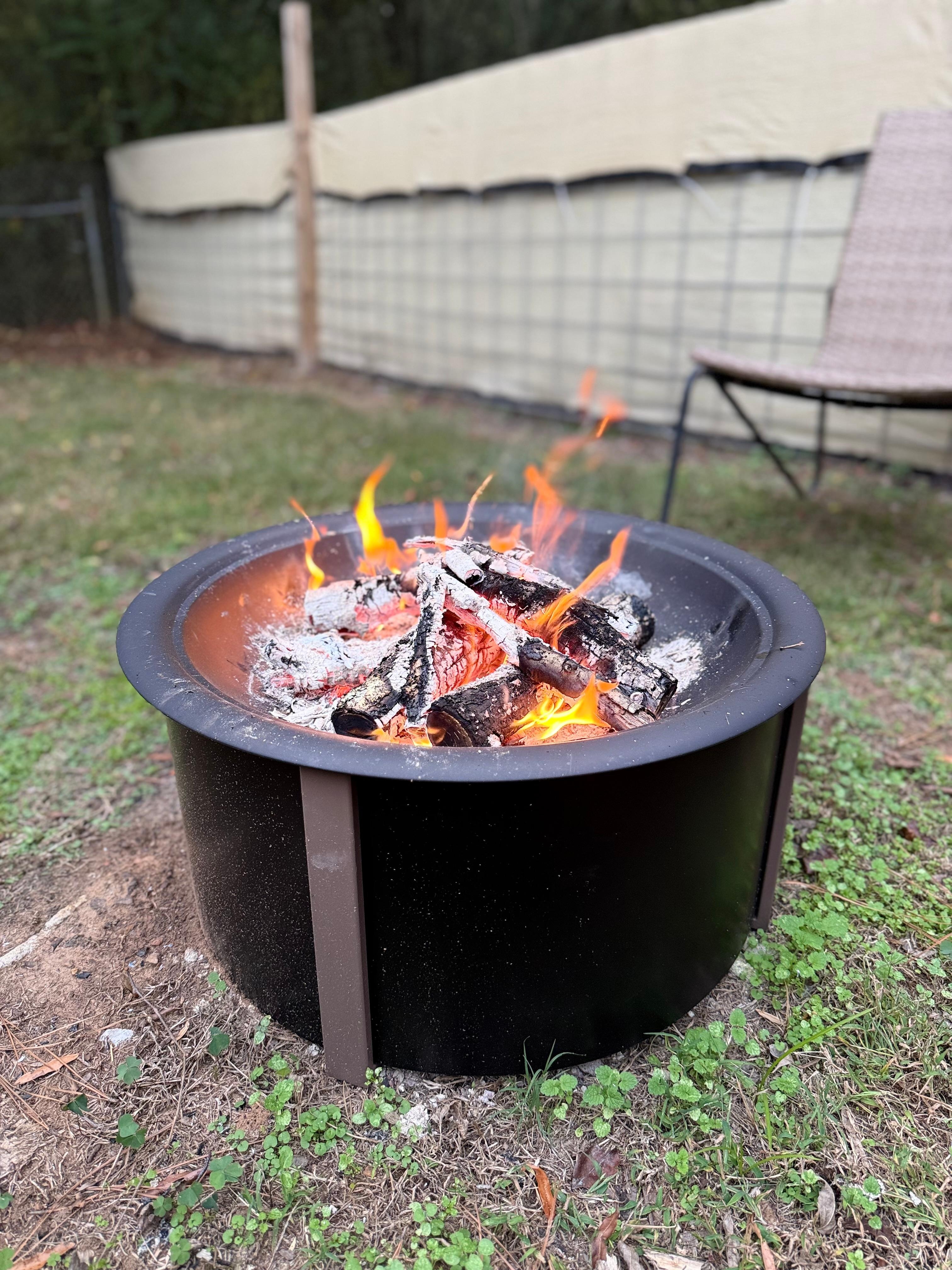 Nice fire pit out back