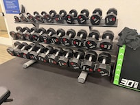 Up to 75lbs which is impressive for a hotel to have