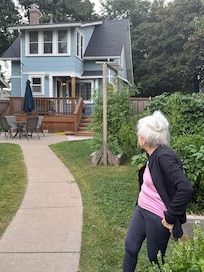 Beautiful house and yard
