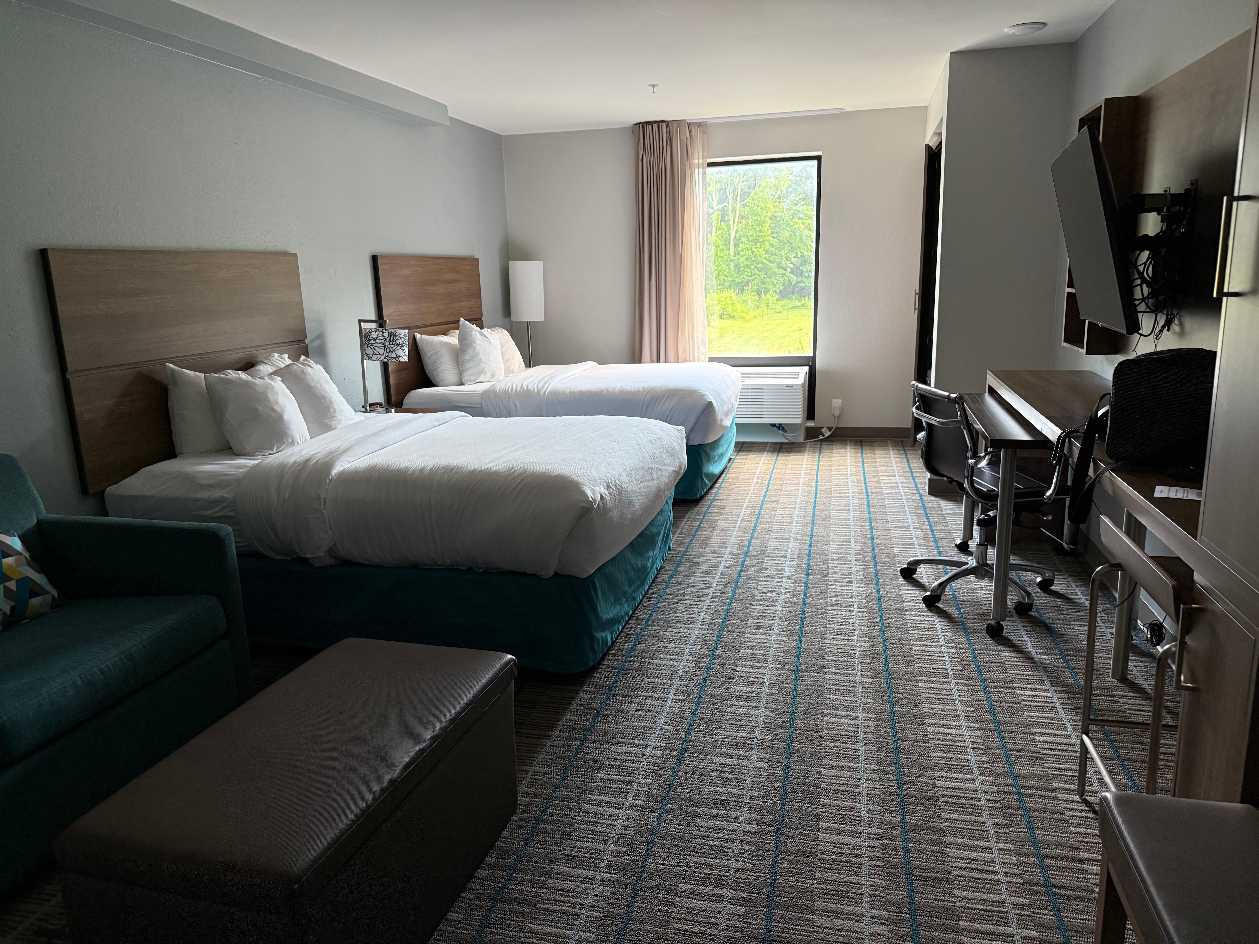 Beds, TV, Sitting Area