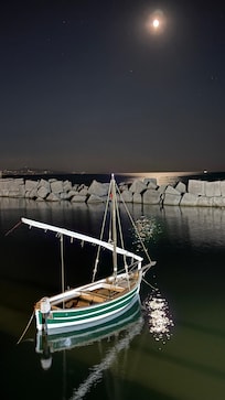 In Salerno during the evening on a walk back to Grand Hotel