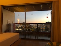 Triple Room mit Meerblick und Poolblick (No 432)