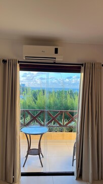 A vista linda , varanda superior.