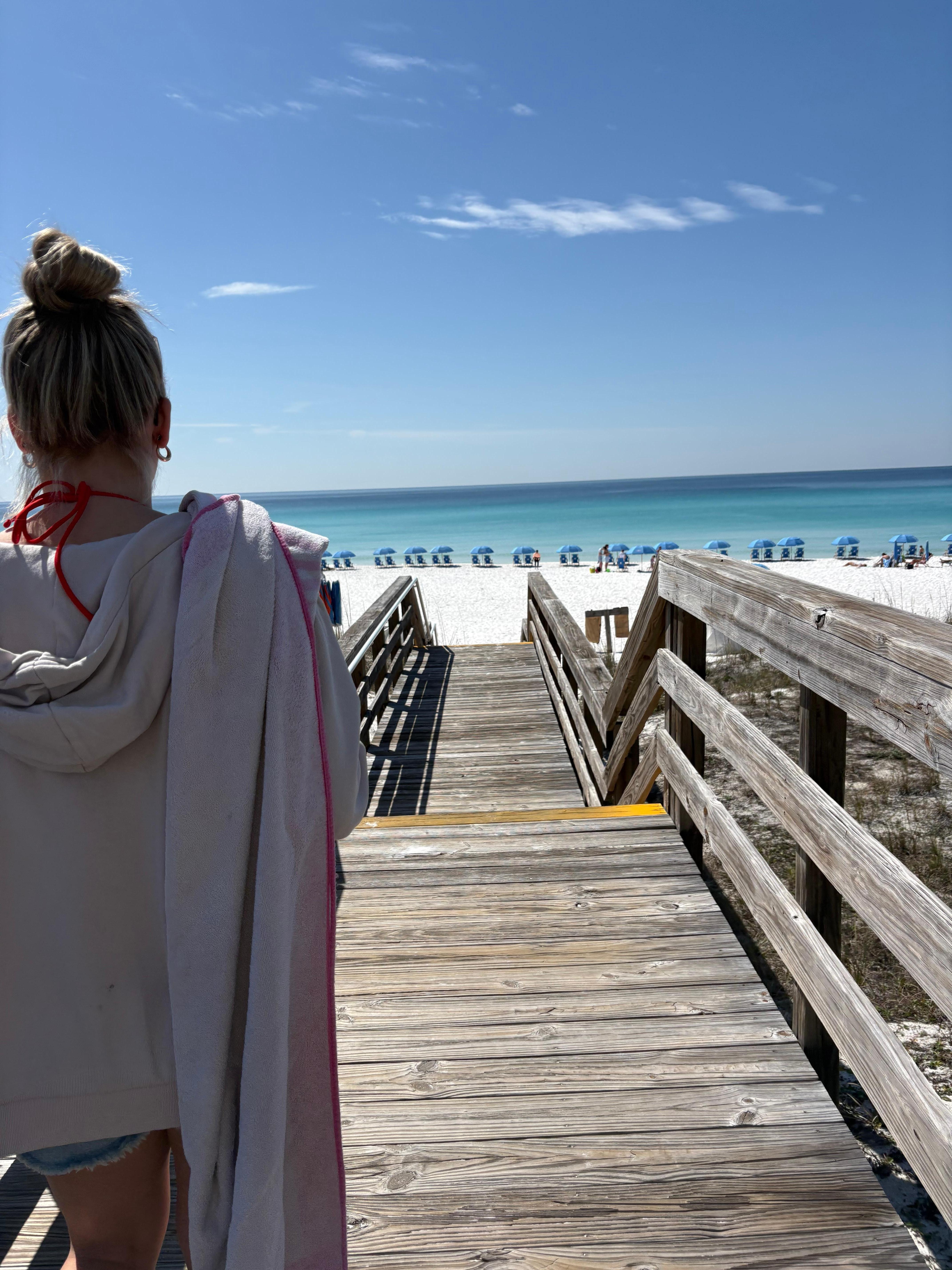 The path to the beach is steps from the elevator