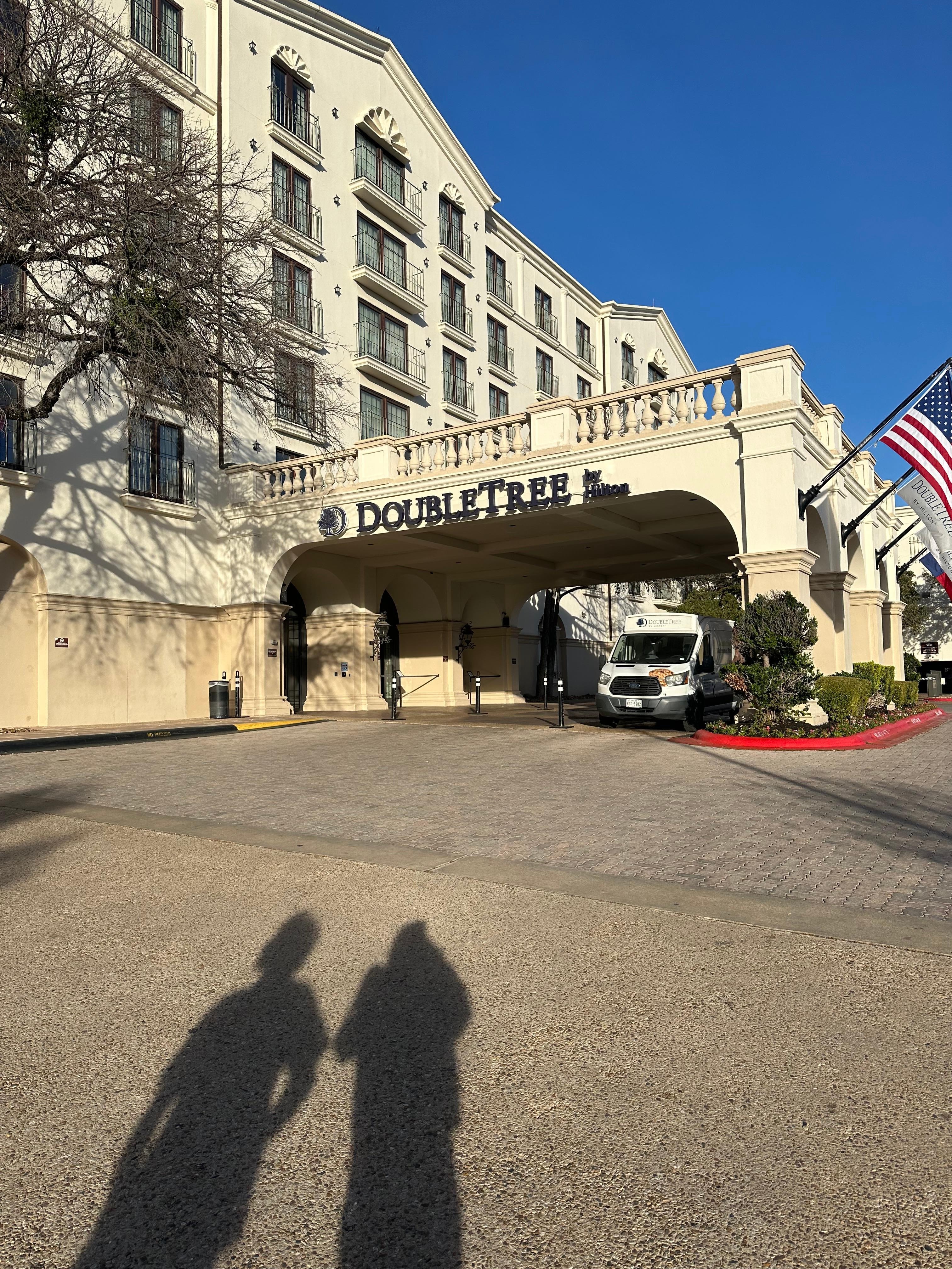 Outside the hotel is stunning. Such a hidden gem.