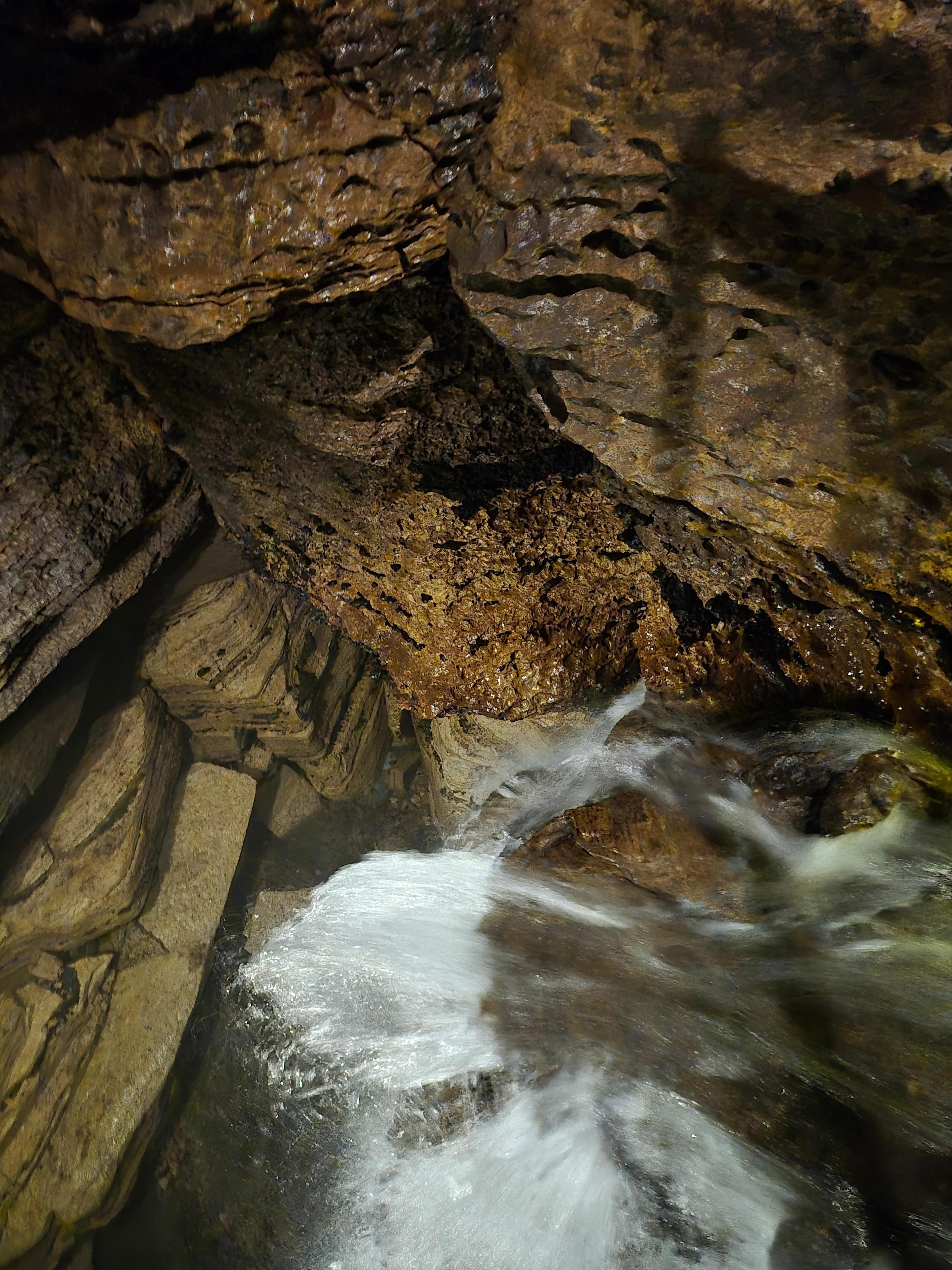Niagara Cave