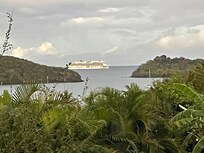 Vue de la baie et bateau