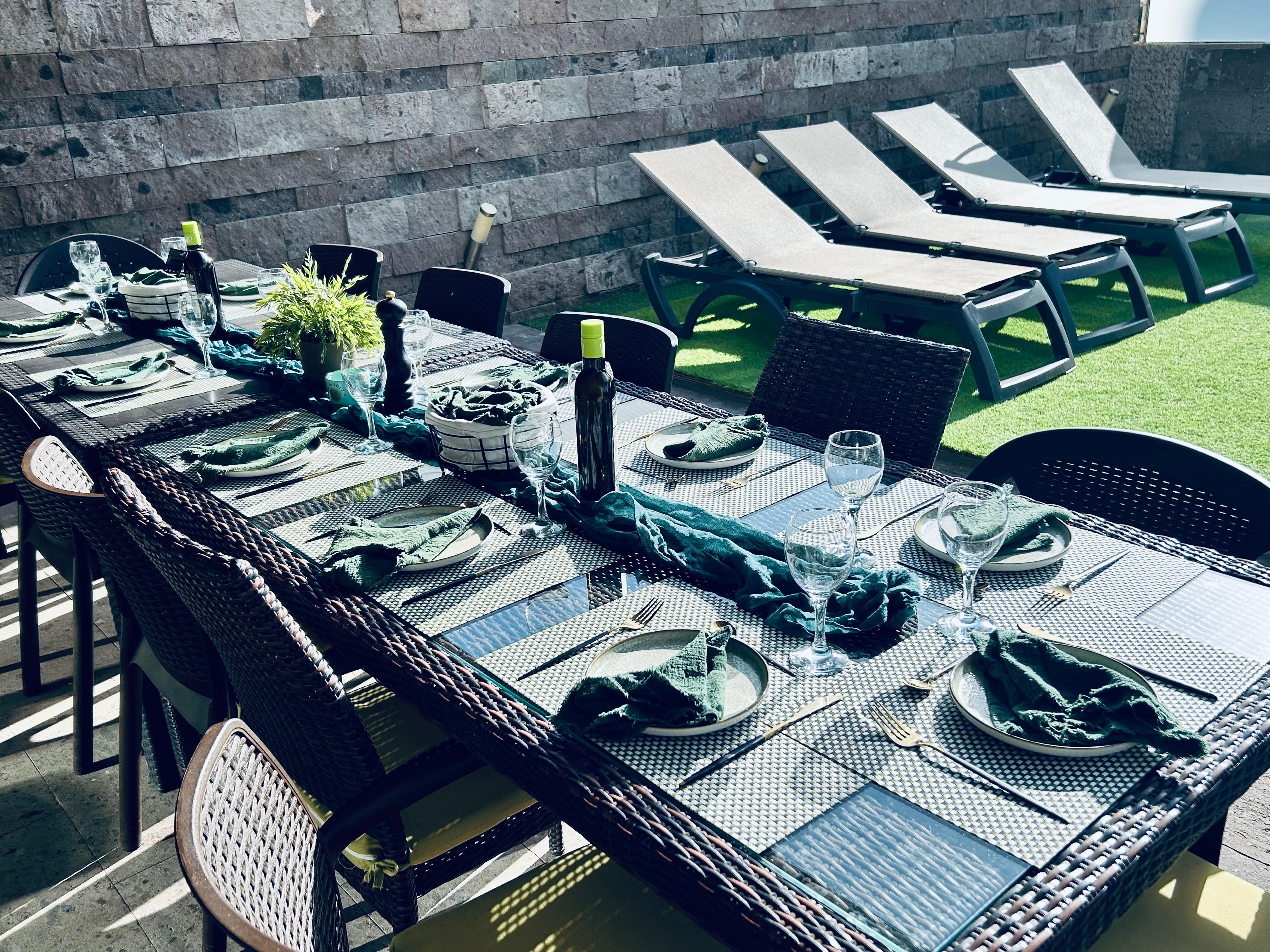 Private dining for 12 people 