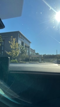 Entrada, buena apariencia.