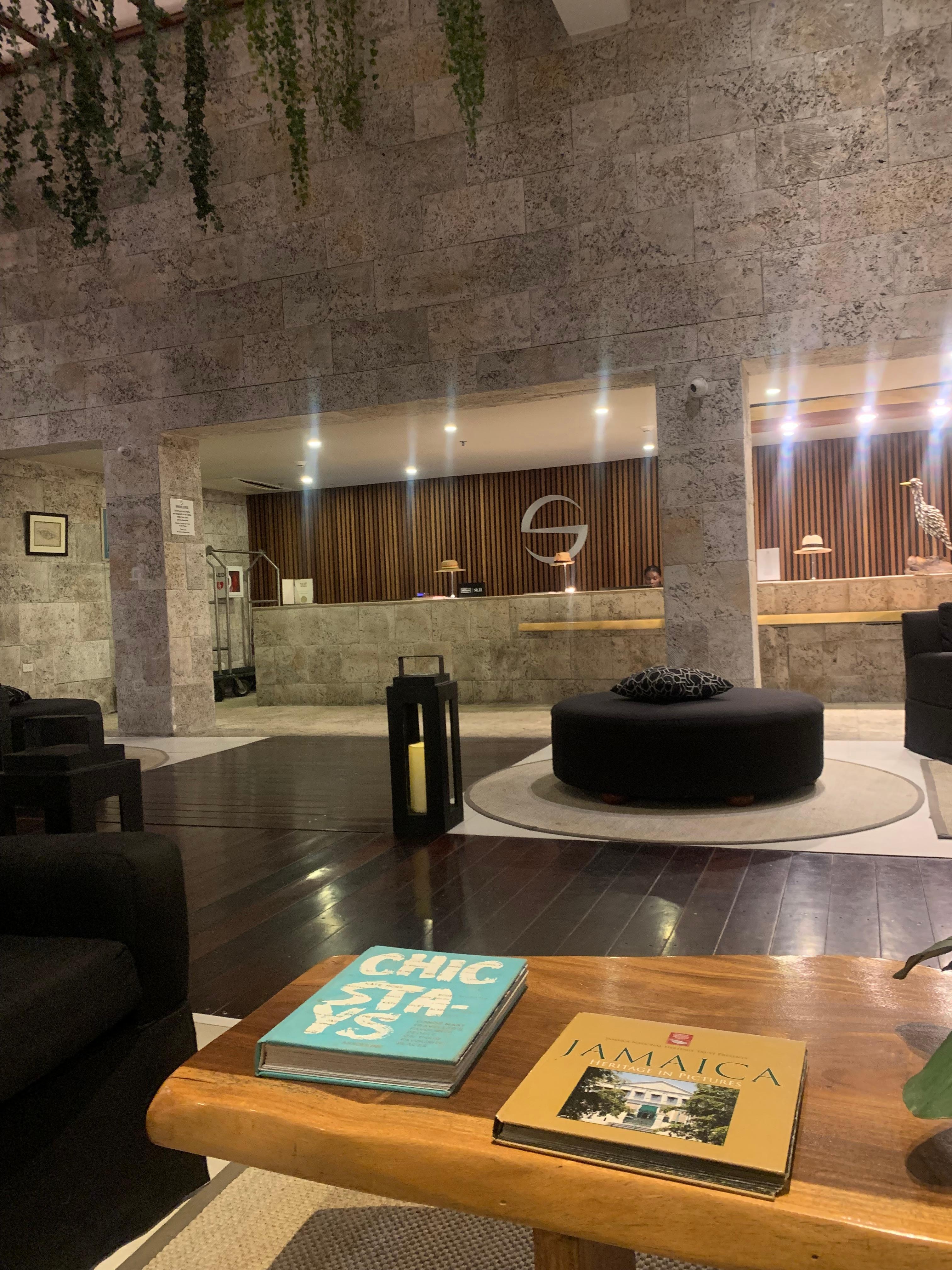 Reception desk