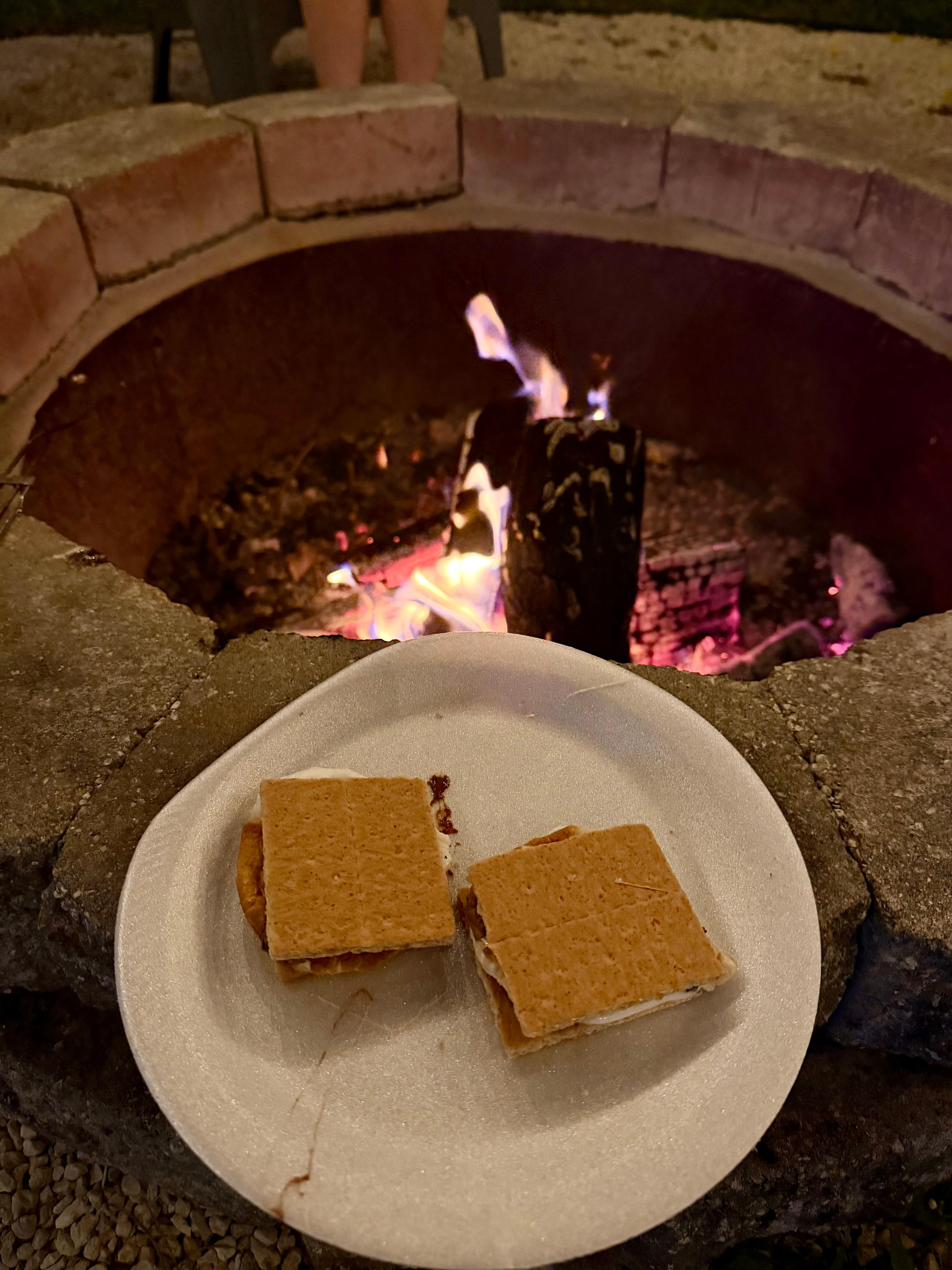 Nice evening around the fire pit!