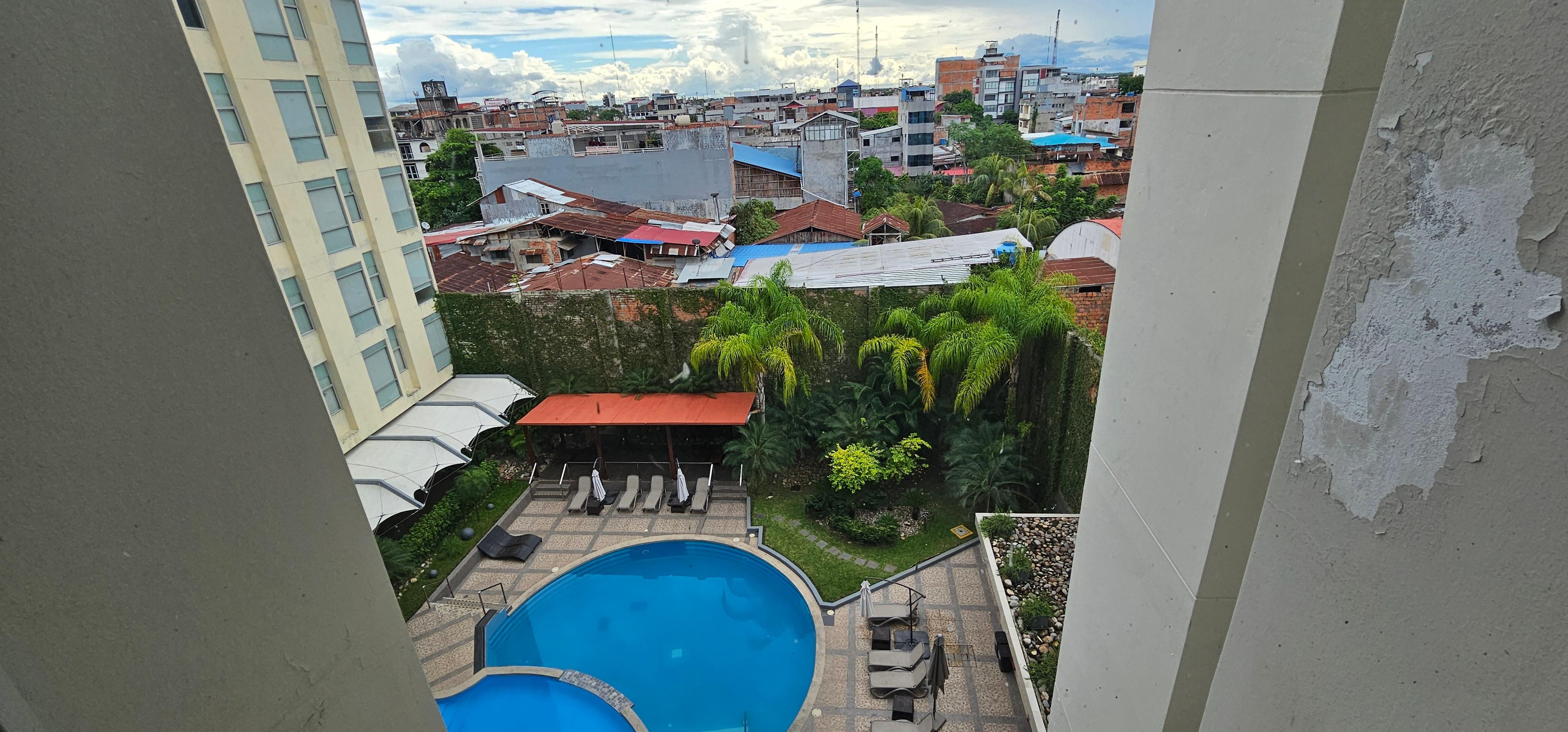 Great pool environment and privacy