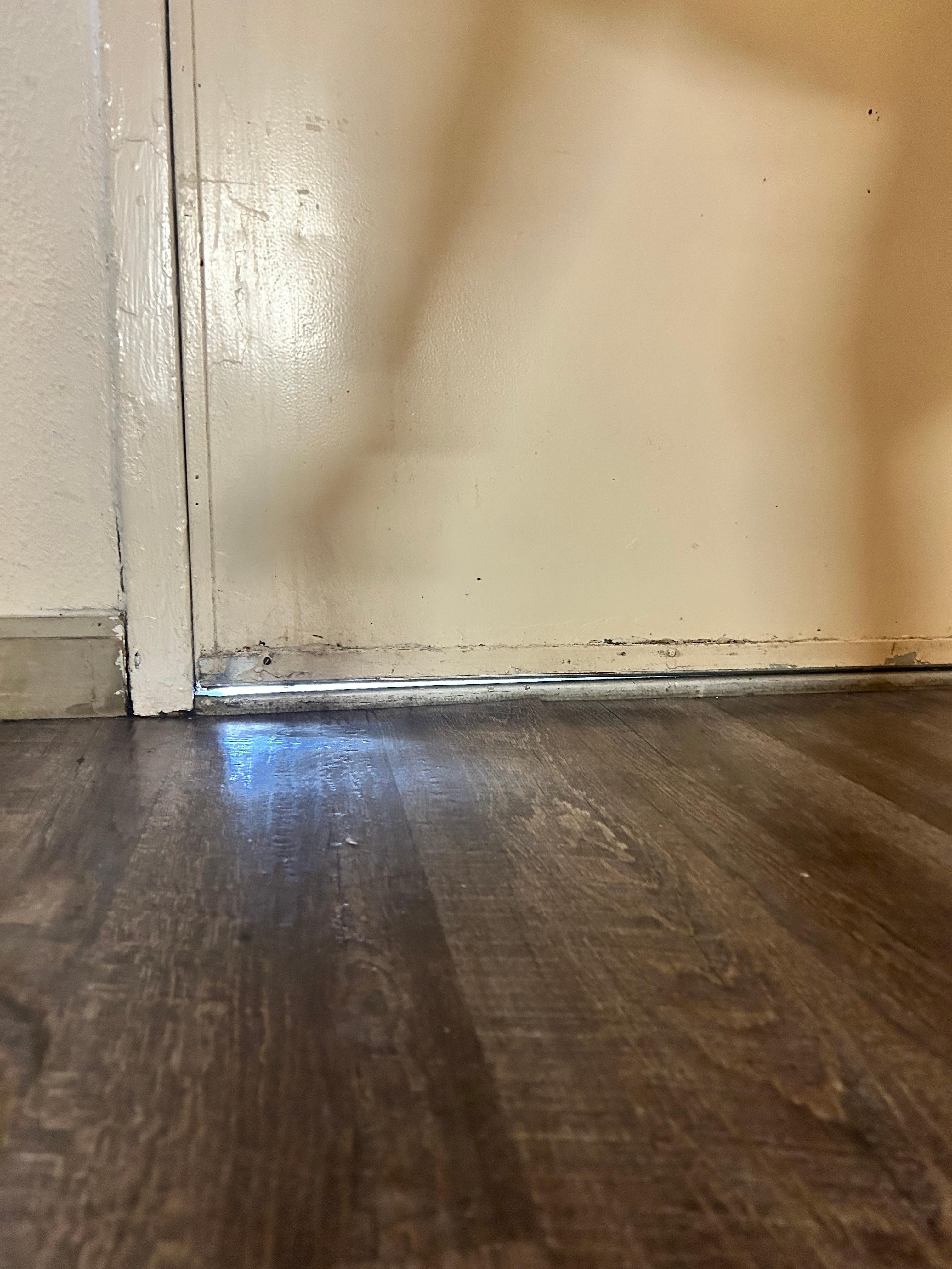 Gap under door